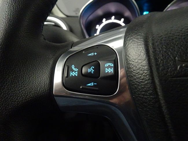 Foto Ford Fiesta 19