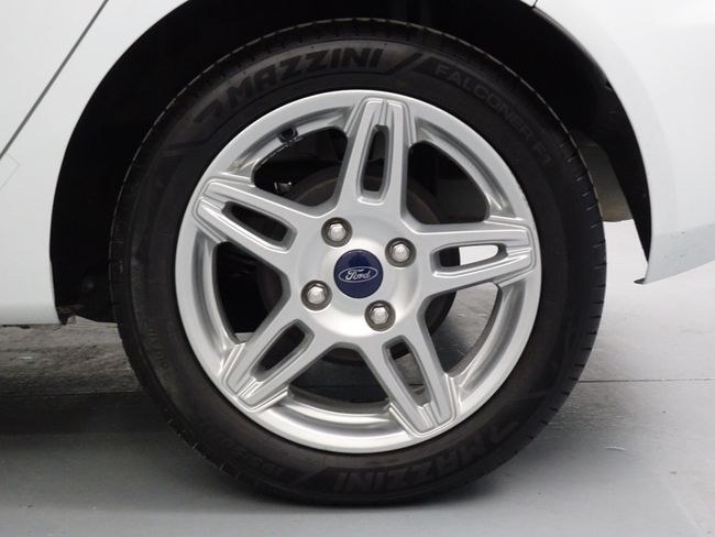 Foto Ford Fiesta 32