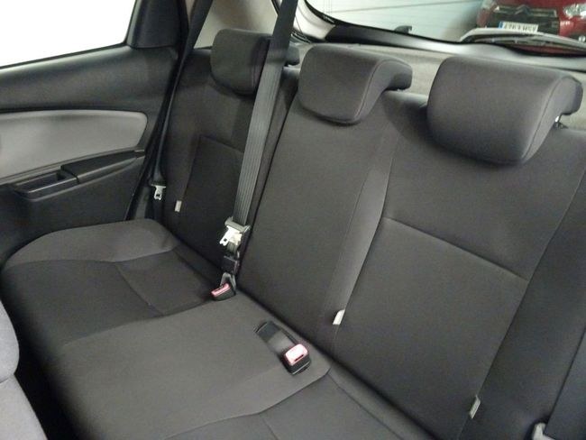 Foto Toyota Yaris 13