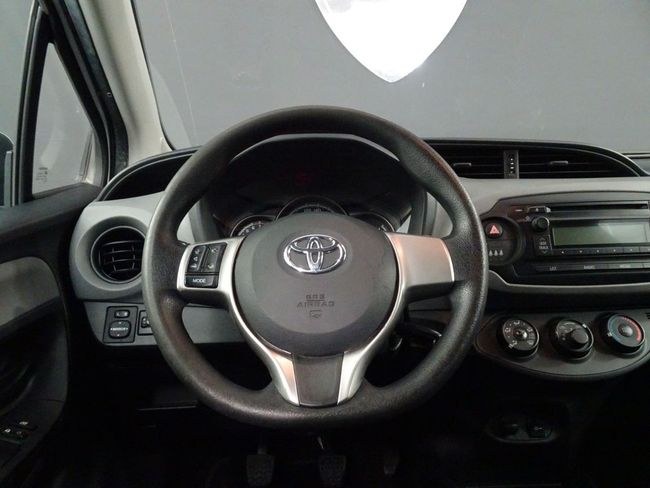 Foto Toyota Yaris 15