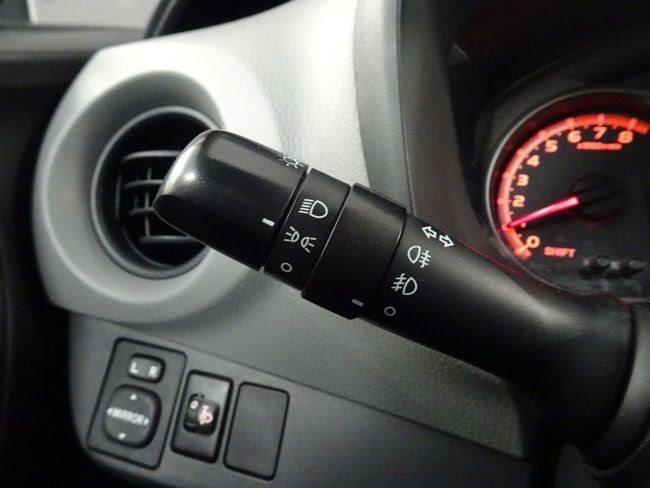 Foto Toyota Yaris 19