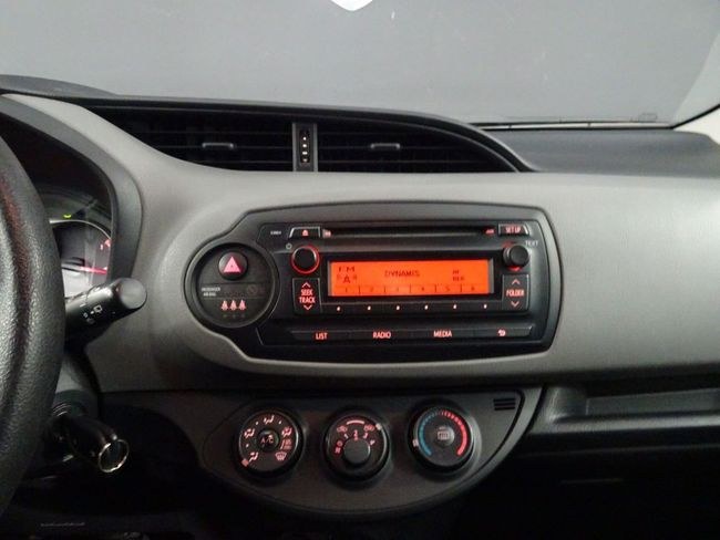 Foto Toyota Yaris 21