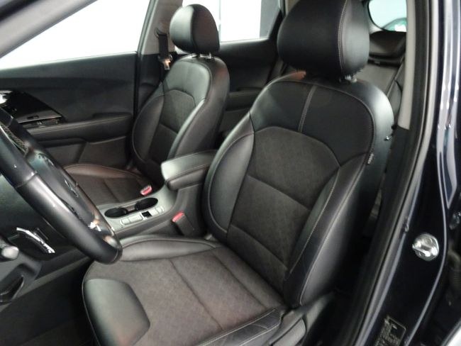 Foto Kia E-NIRO 12