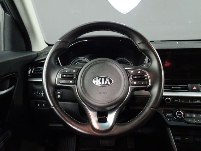 Foto Kia E-NIRO 15