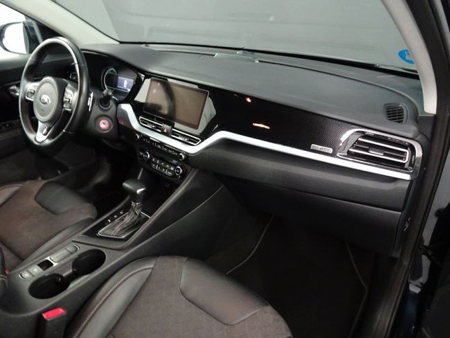 Foto Kia E-NIRO 10