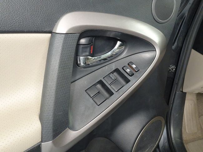 Foto Toyota Rav4 14