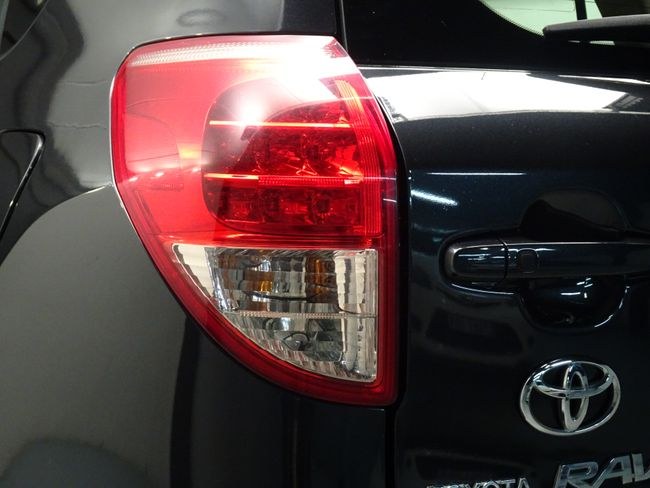 Foto Toyota Rav4 33