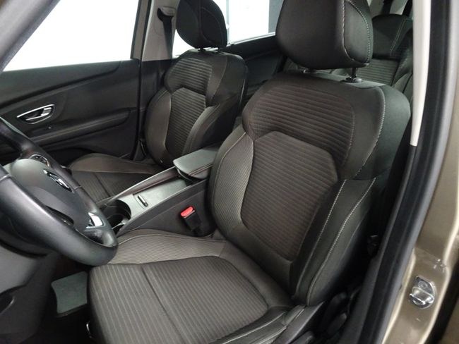 Foto Renault Grand Scenic 13