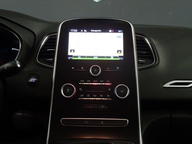 Foto Renault Grand Scenic 24