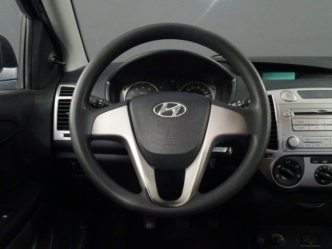 Foto Hyundai i20 13