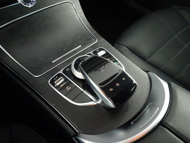 Foto Mercedes-Benz Clase C 28
