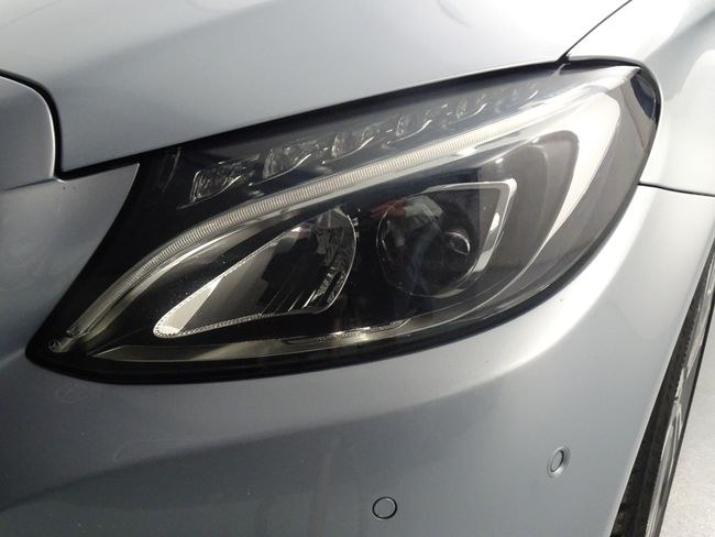 Foto Mercedes-Benz Clase C 32