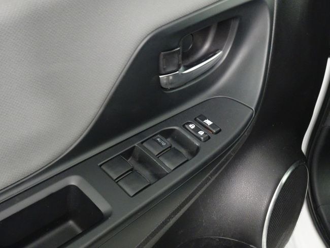 Foto Toyota Yaris 8