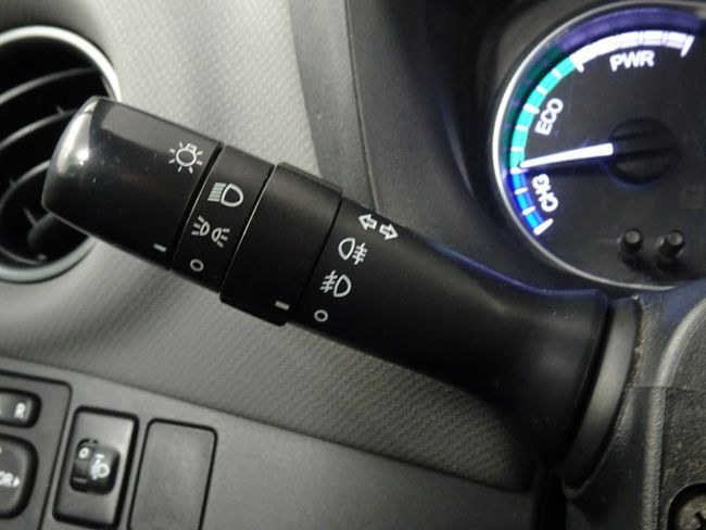 Foto Toyota Yaris 13