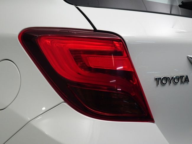 Foto Toyota Yaris 25