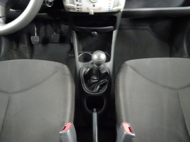 Foto Toyota Aygo 11