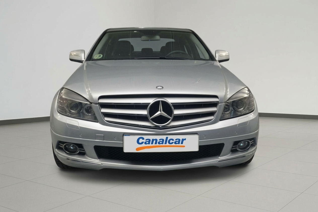 Foto Mercedes-Benz Clase C 2