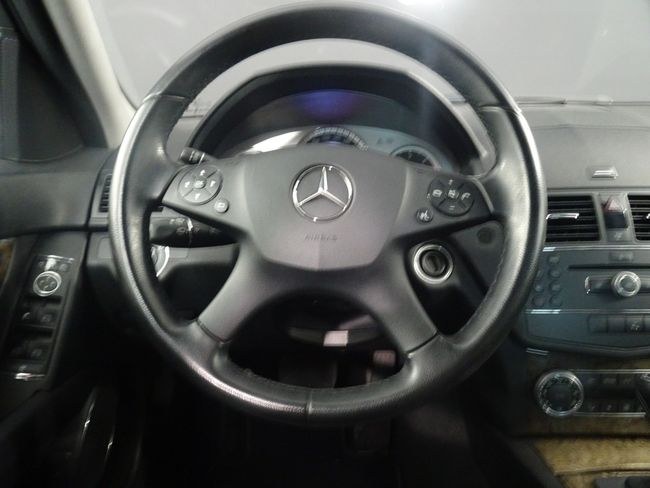 Foto Mercedes-Benz Clase C 16