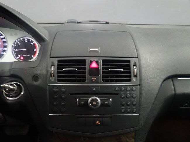 Foto Mercedes-Benz Clase C 21