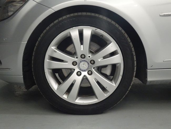 Foto Mercedes-Benz Clase C 30