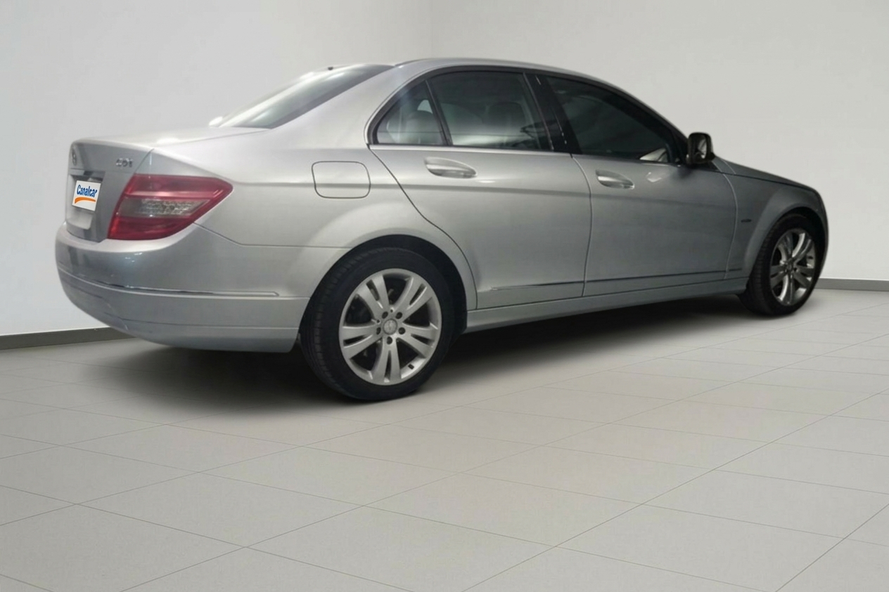 Foto Mercedes-Benz Clase C 4