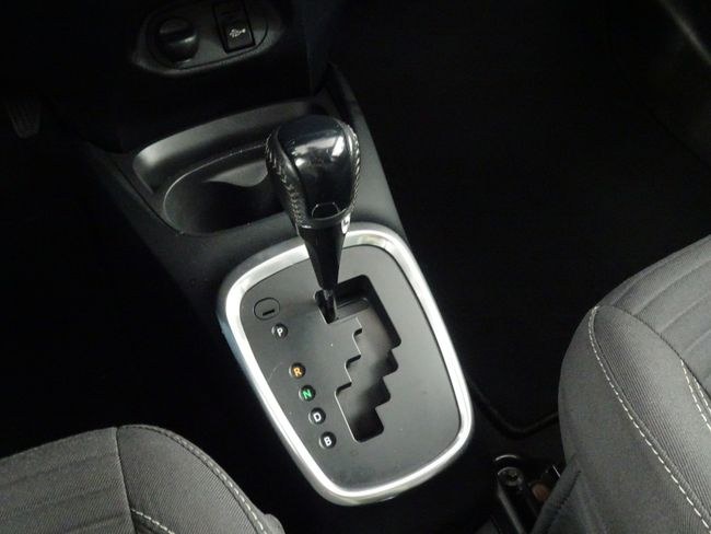 Foto Toyota Yaris 28