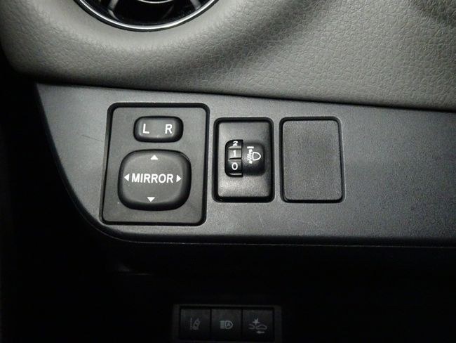 Foto Toyota Yaris 29