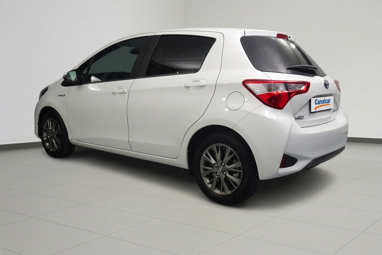 Foto Toyota Yaris 6