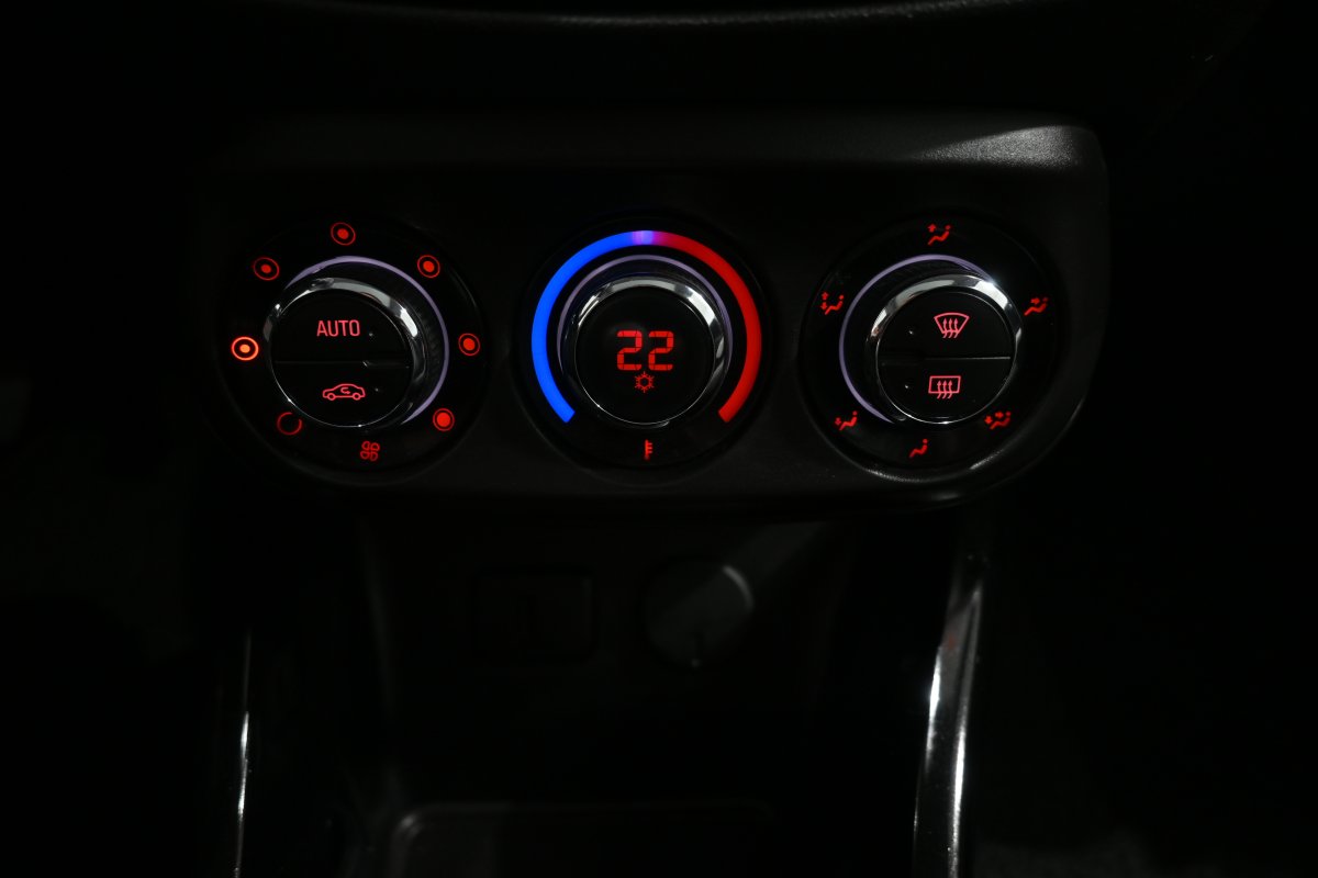 Foto Opel Adam 15