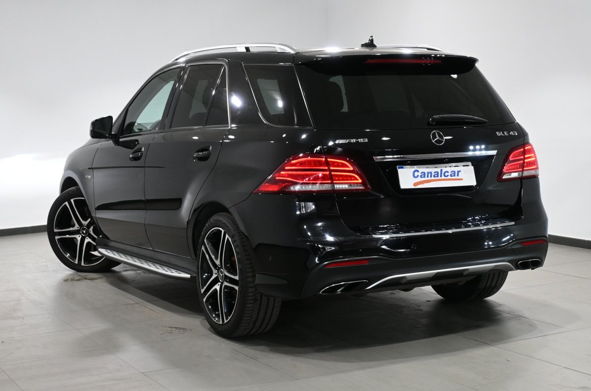 Foto Mercedes-Benz GLE 6