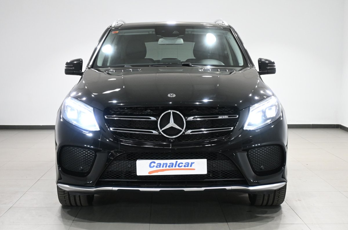 Foto Mercedes-Benz GLE 2
