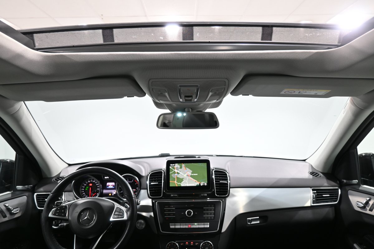 Foto Mercedes-Benz GLE 28