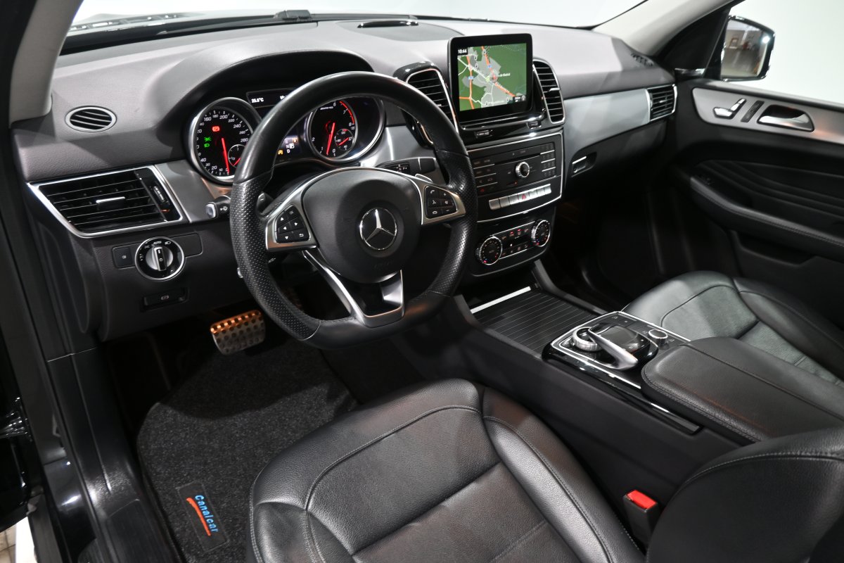 Foto Mercedes-Benz GLE 9