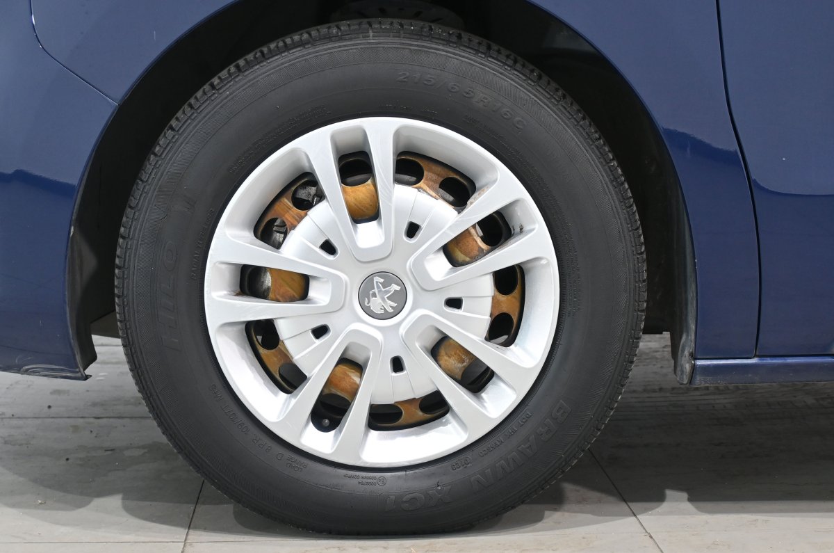 Foto Peugeot Traveller 25