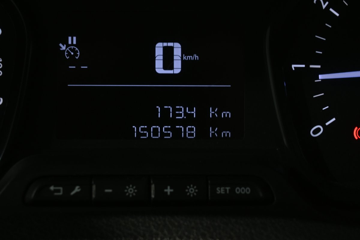Foto Peugeot Traveller 14