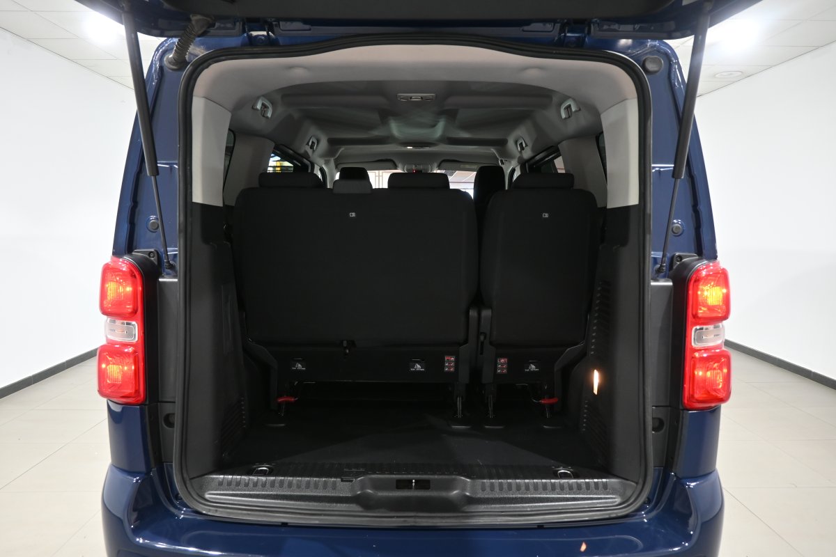 Foto Peugeot Traveller 8