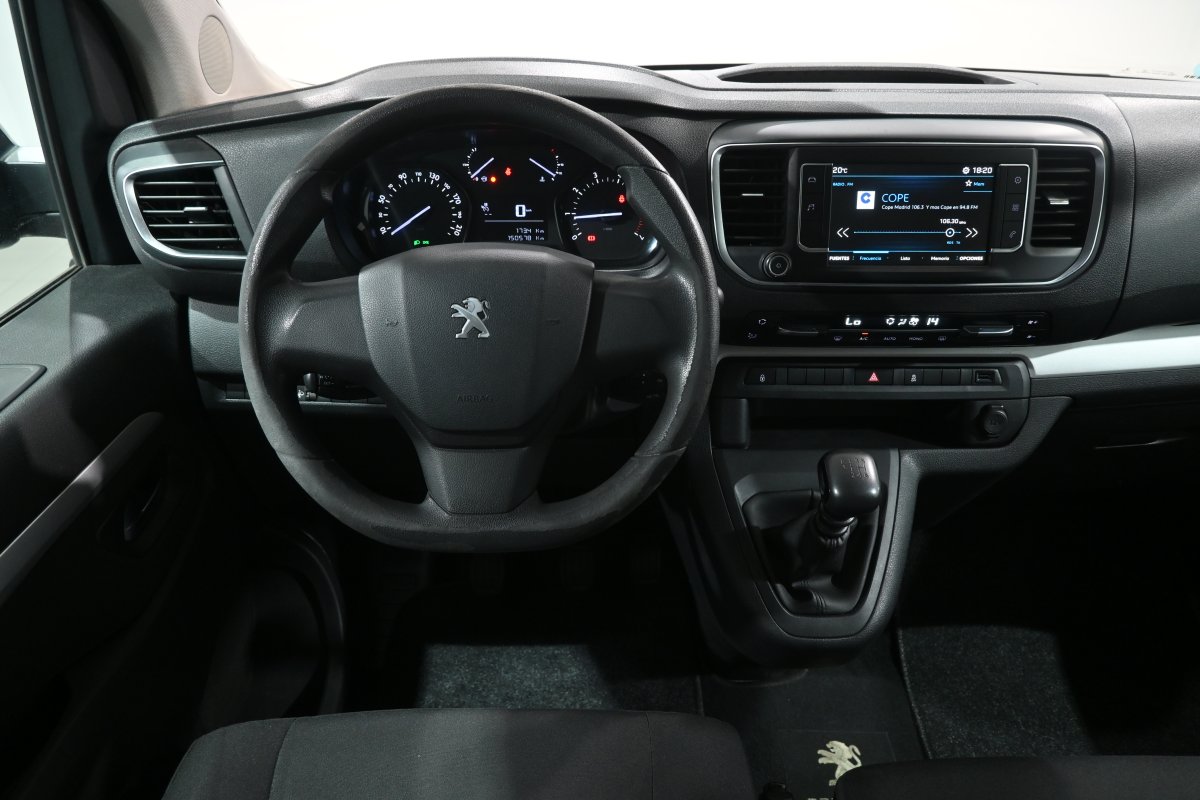 Foto Peugeot Traveller 19
