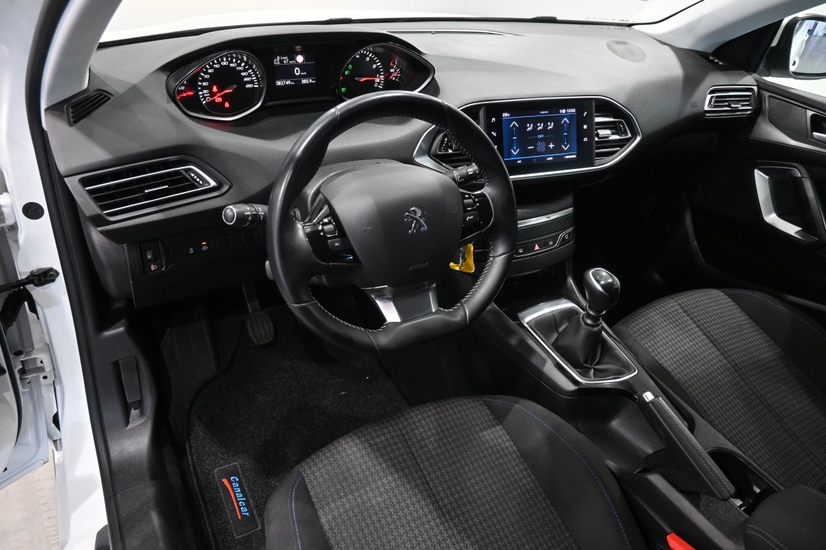 Foto Peugeot 308 9