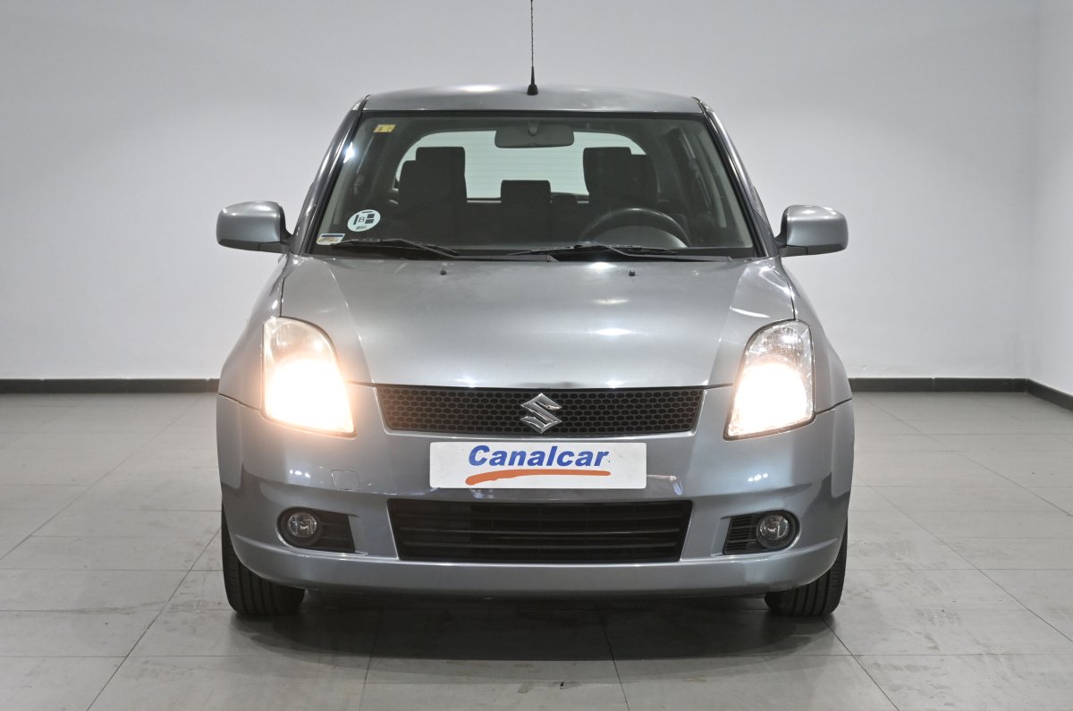 Foto Suzuki Swift 2