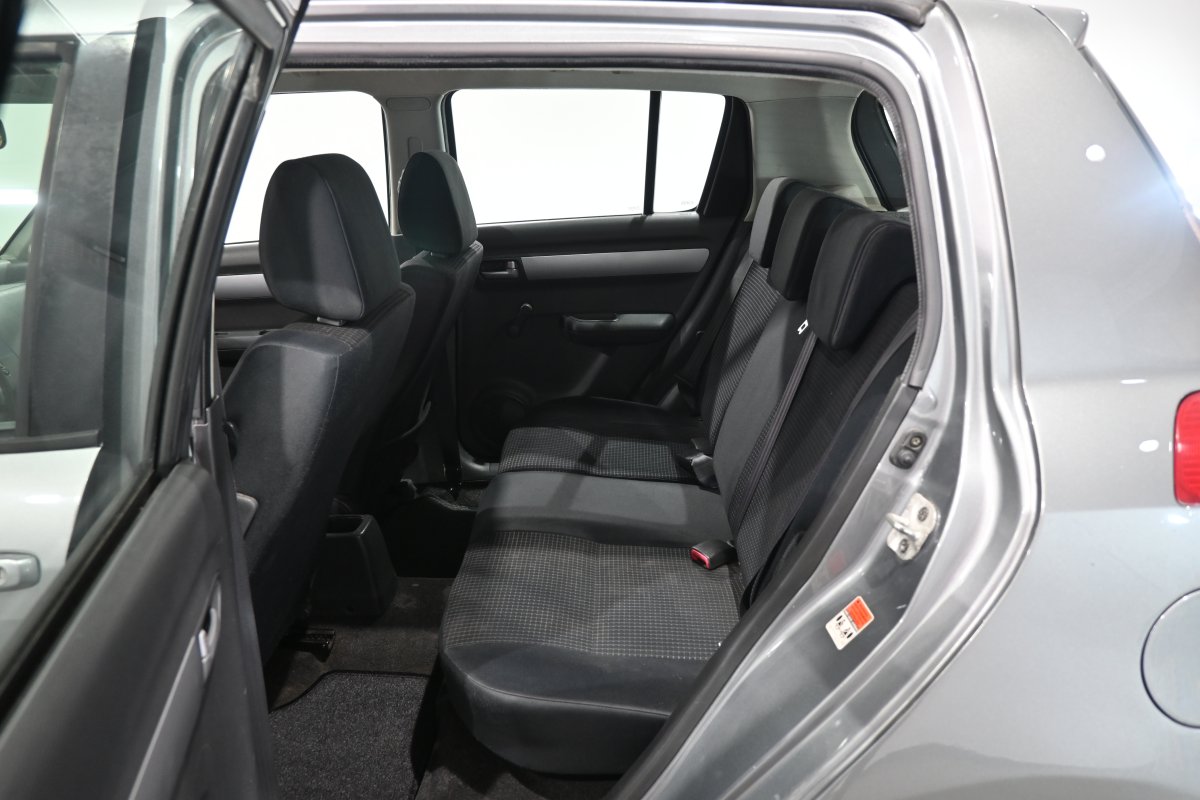 Foto Suzuki Swift 11