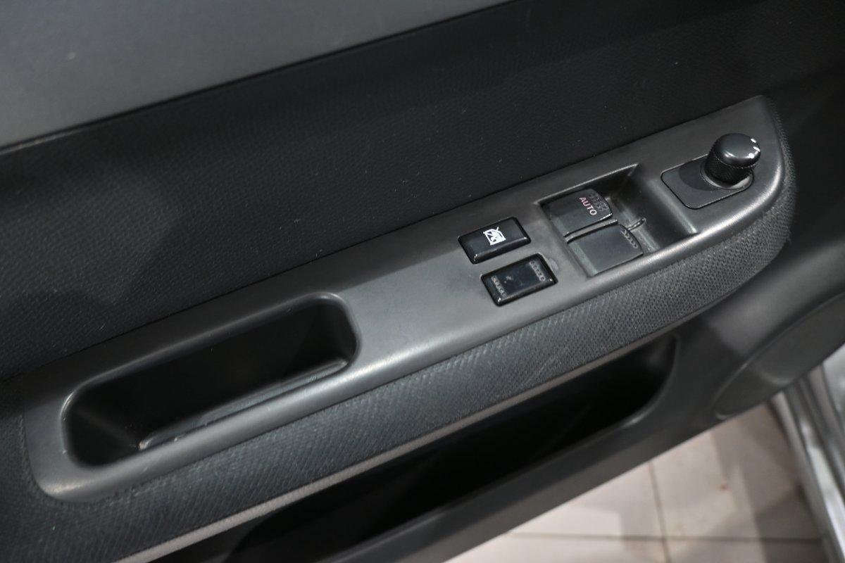 Foto Suzuki Swift 24