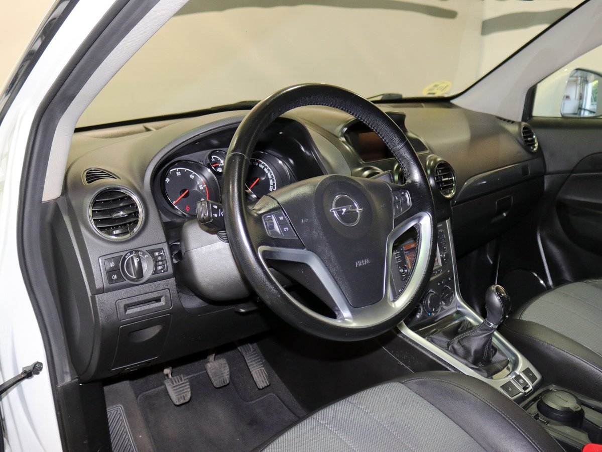 Foto Opel Antara 14