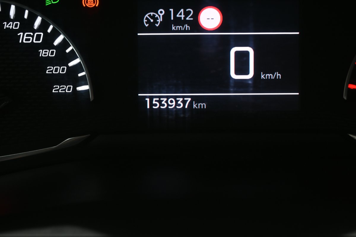 Foto Peugeot 2008 13