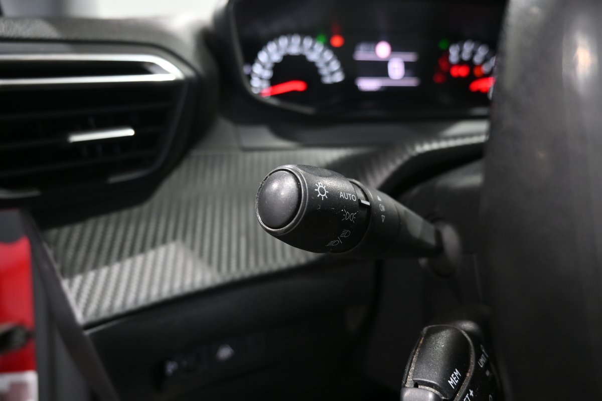 Foto Peugeot 2008 23