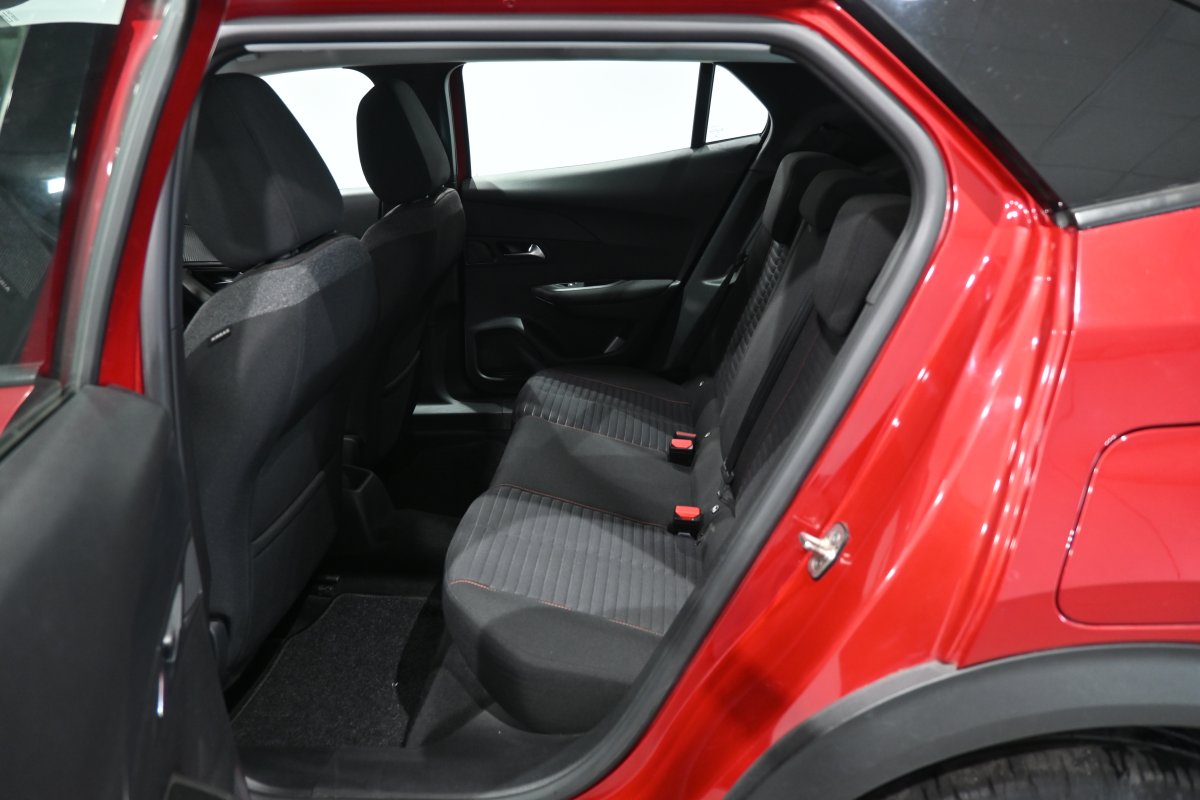 Foto Peugeot 2008 11