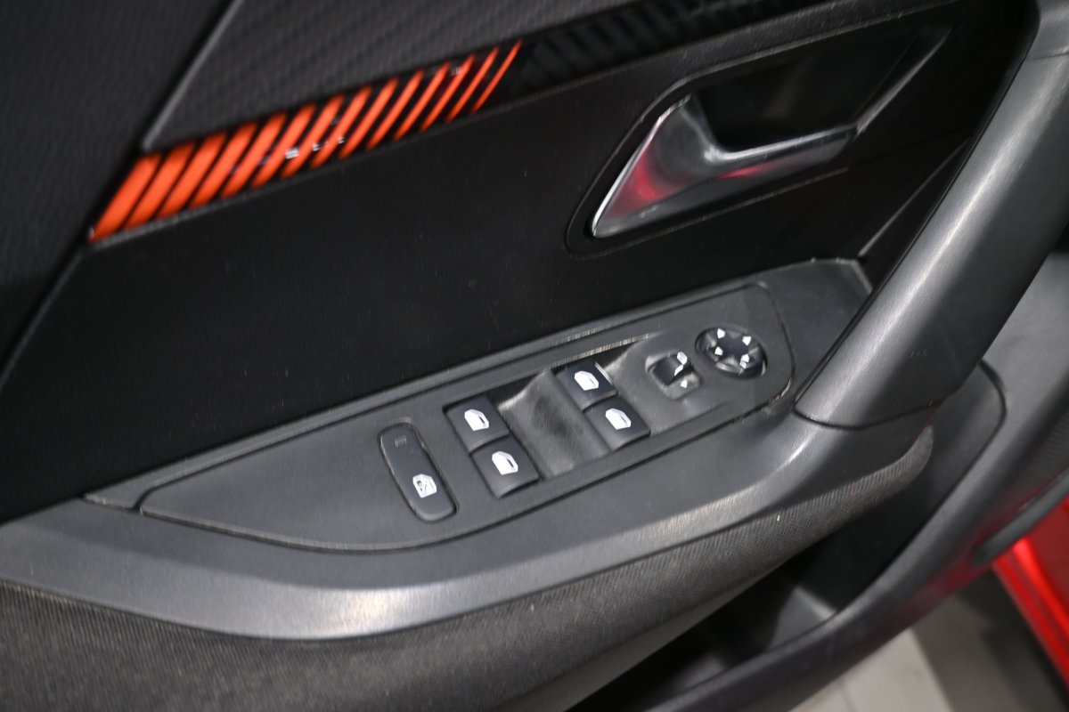 Foto Peugeot 2008 25
