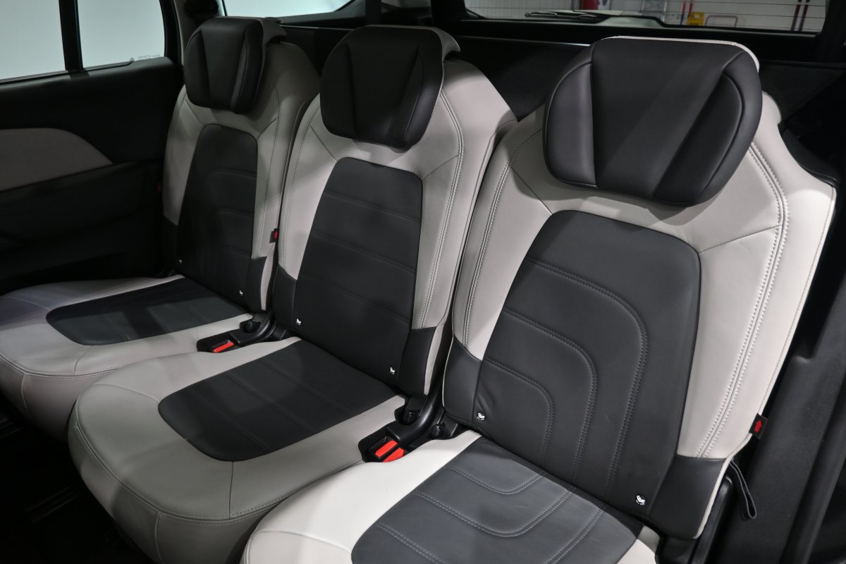 Foto Citroen Gran C4 12