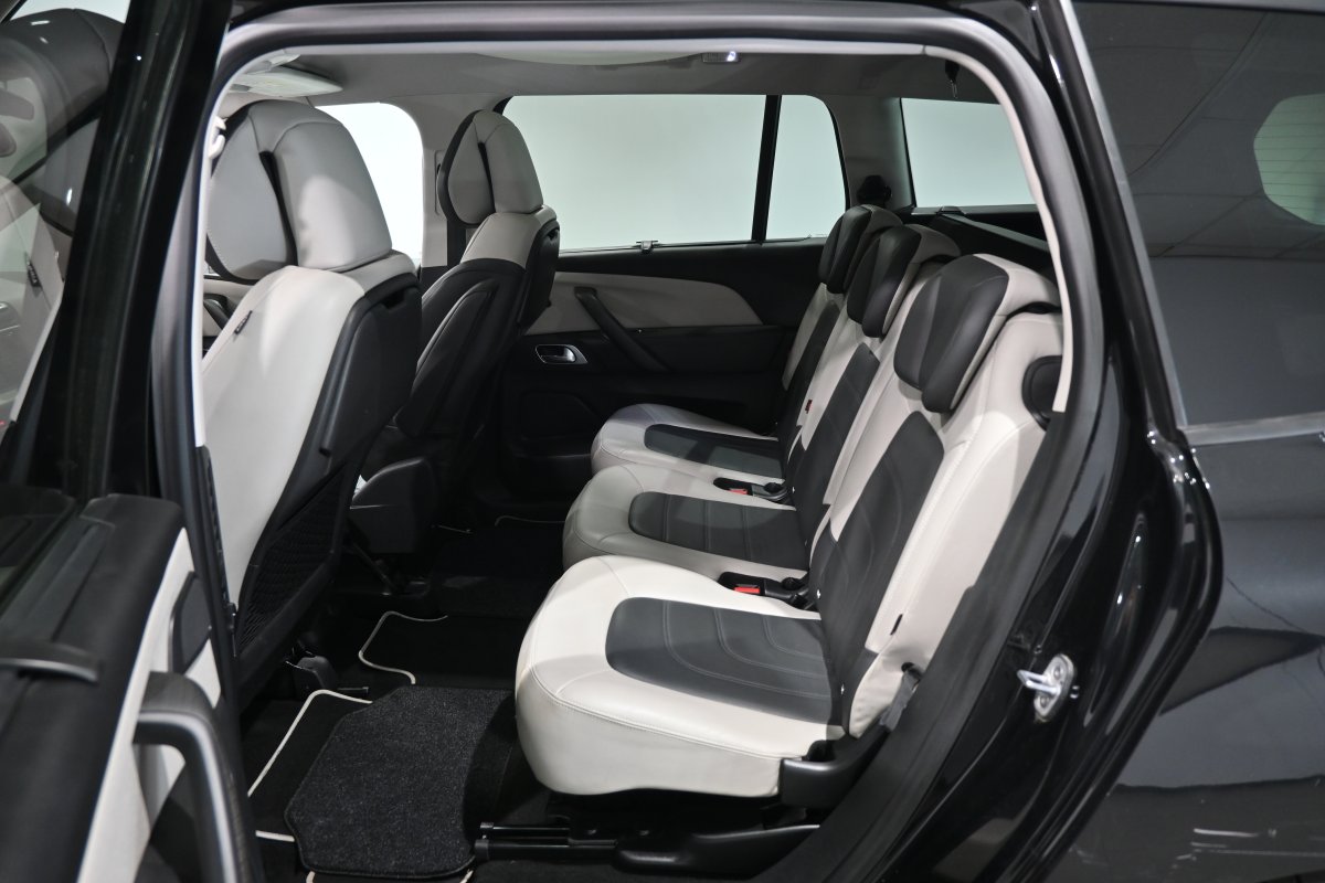 Foto Citroen Gran C4 11