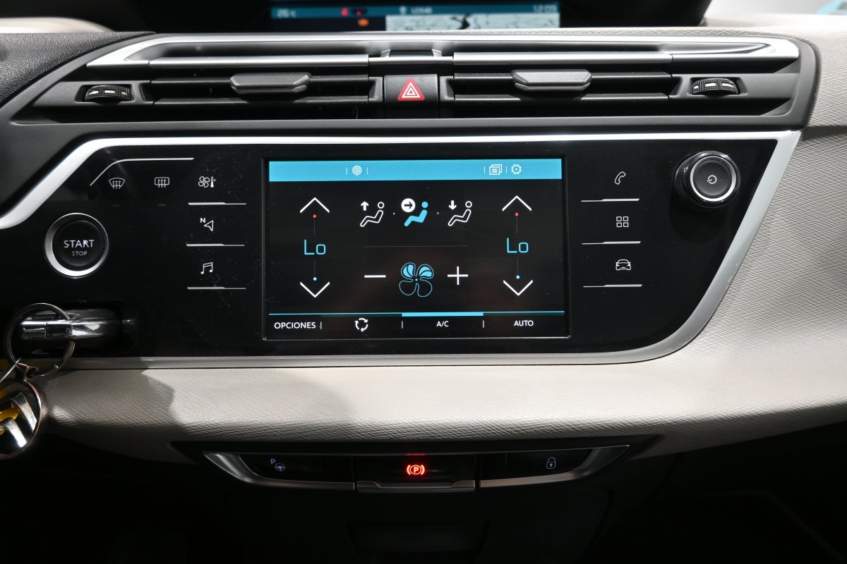 Foto Citroen Gran C4 16