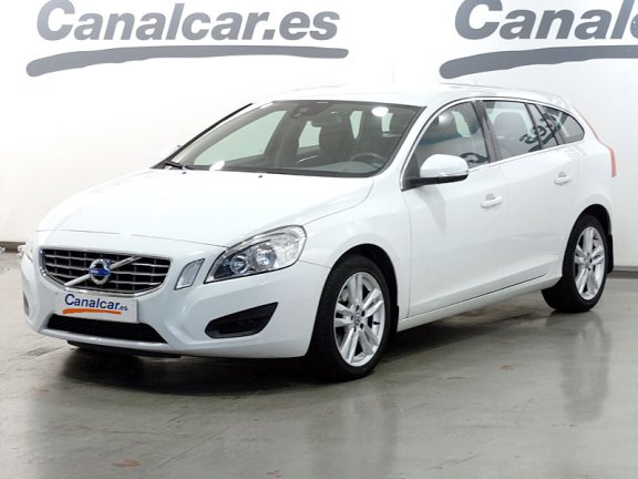 Volvo V60 D4 Momentum Auto 163CV